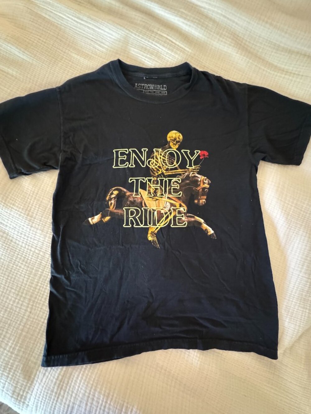 Travis Scott Astroworld “Enjoy The Ride” Short Sleeve M